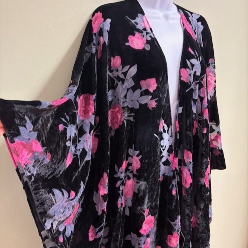 Torrid Womens Kimono OS Floral Whimsigoth Coquette Dark Romantic Velvet Burn Out